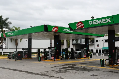 Corporativo Nugar - Gasolinera 001