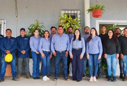 TNT Refacciones - Personal